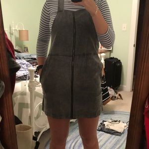 Overall dress
